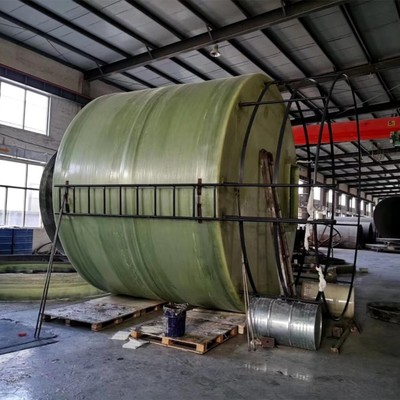 玻璃鋼運(yùn)輸儲罐 溫州玻璃鋼食品罐工藝優(yōu)良